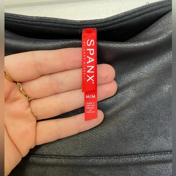 SPANX|| Moto Faux Leather Leggings,Like New size Medium - Picture 6 of 11